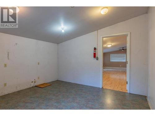 2709 Fir Drive, South Slocan, BC - Indoor Photo Showing Other Room