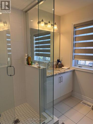 118 Branigan Crescent, Halton Hills, ON - Indoor Photo Showing Bathroom