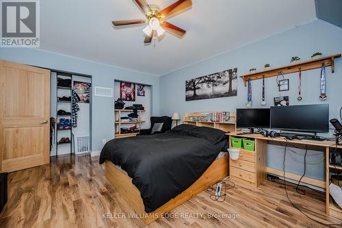 125 Otter Crescent, Oakville, ON - Indoor Photo Showing Bedroom