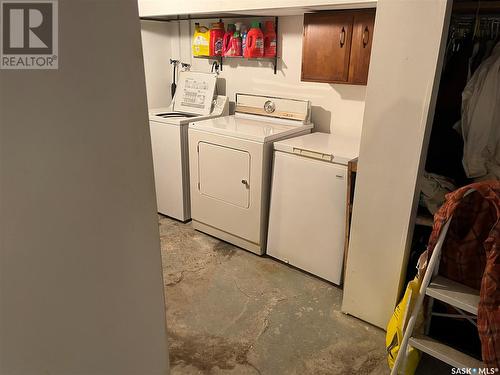 1931 Reynolds Street, Regina, SK - Indoor Photo Showing Laundry Room