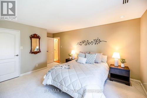 201 - 337 Simcoe Street N, Oshawa (O'Neill), ON - Indoor Photo Showing Bedroom