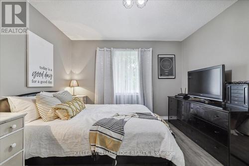 5 Howard Avenue, St. Catharines, ON - Indoor Photo Showing Bedroom