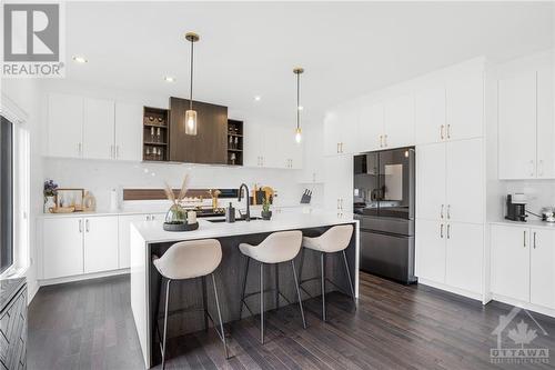 1311 Diamond Street, Clarence-Rockland, ON - Indoor Photo Showing Kitchen With Upgraded Kitchen