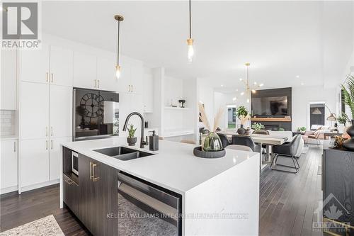 1311 Diamond Street, Clarence-Rockland, ON - Indoor Photo Showing Kitchen With Double Sink With Upgraded Kitchen