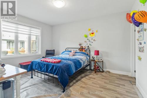 35 - 745 Chelton Road, London, ON - Indoor Photo Showing Bedroom