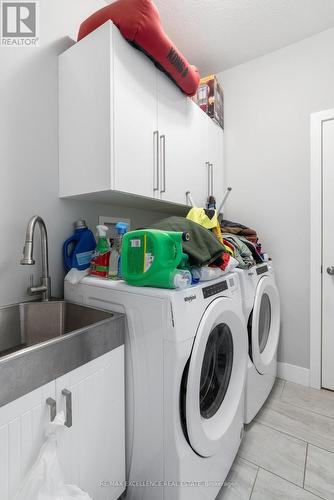 35 - 745 Chelton Road, London, ON - Indoor Photo Showing Laundry Room