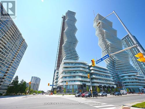 1304 - 3900 Confederation Parkway, Mississauga, ON - Outdoor With Facade