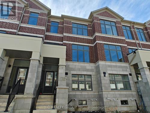 34 Millman Lane, Richmond Hill, ON - Outdoor With Facade