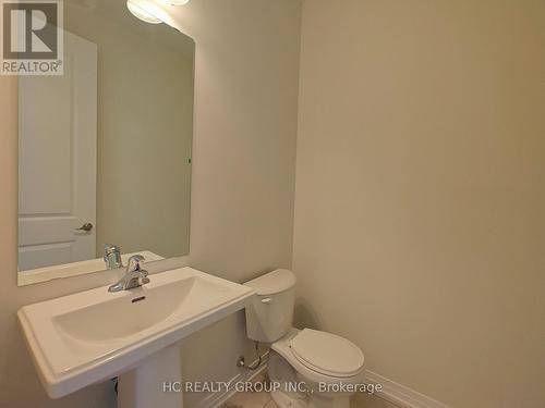 34 Millman Lane, Richmond Hill, ON - Indoor Photo Showing Bathroom