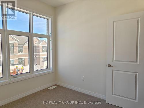 34 Millman Lane, Richmond Hill, ON - Indoor Photo Showing Other Room