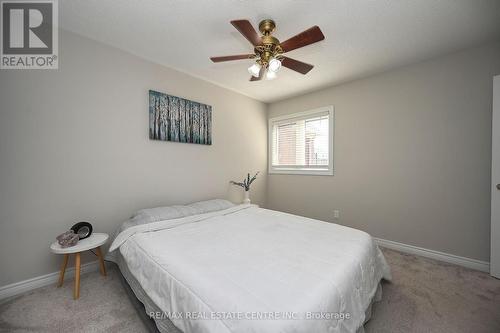 1090 Tupper Drive, Milton, ON - Indoor Photo Showing Bedroom