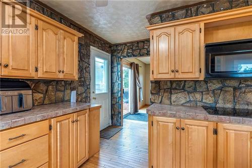 6912 Rte 515 Route, Saint-Paul, NB - Indoor Photo Showing Kitchen