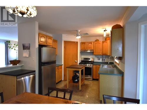 1455 Willow Street, Telkwa, BC - Indoor Photo Showing Kitchen With Double Sink