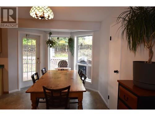 1455 Willow Street, Telkwa, BC - Indoor Photo Showing Dining Room