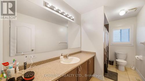 1643 Coldstream Drive, Oshawa, ON - Indoor Photo Showing Bathroom