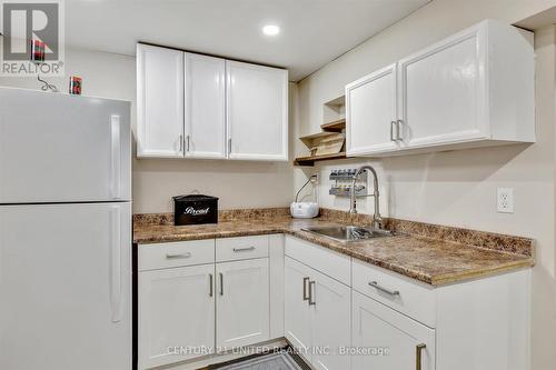 472 Burnham Manor Court, Cobourg, ON - Indoor Photo Showing Kitchen