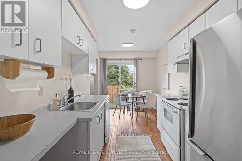 197 - 10 Bassett Boulevard, Whitby, ON - Indoor Photo Showing Kitchen