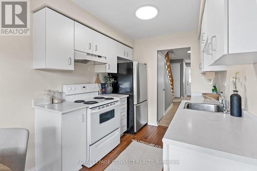 197 - 10 Bassett Boulevard, Whitby, ON - Indoor Photo Showing Kitchen