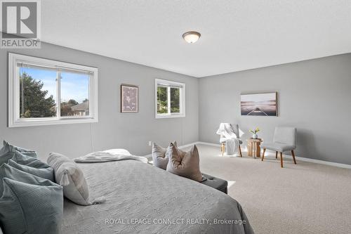 197 - 10 Bassett Boulevard, Whitby, ON - Indoor Photo Showing Bedroom