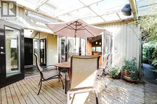 1090 Clements Avenue, North Vancouver, BC - Outdoor