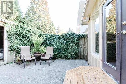 1090 Clements Avenue, North Vancouver, BC - Outdoor With Exterior