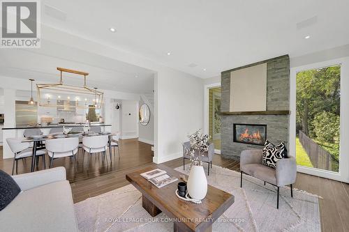 6 & 8 Macleod Estate Court, Richmond Hill, ON - Indoor Photo Showing Living Room With Fireplace