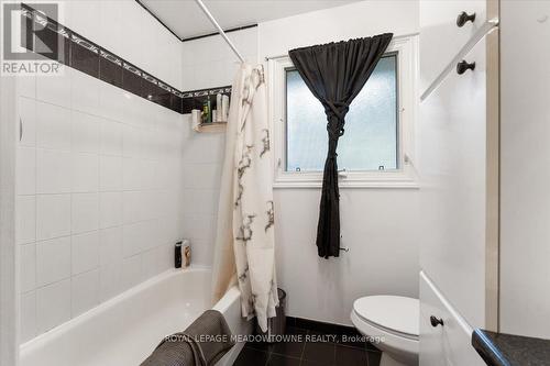 1263 Highway 5 W, Hamilton, ON - Indoor Photo Showing Bathroom