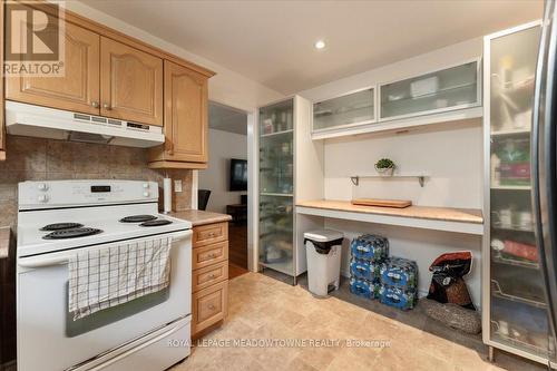 1263 Highway 5 W, Hamilton, ON - Indoor Photo Showing Kitchen