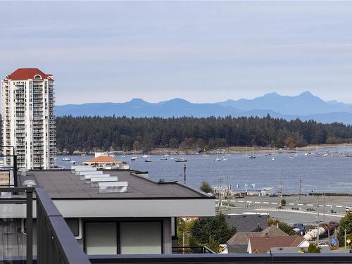 204-135 Haliburton St, Nanaimo, BC - Outdoor With Body Of Water With View