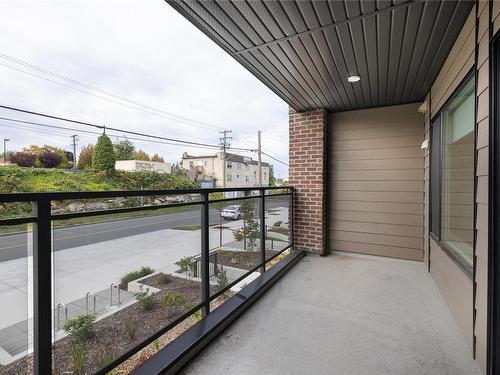 204-135 Haliburton St, Nanaimo, BC - Outdoor With Balcony With Exterior