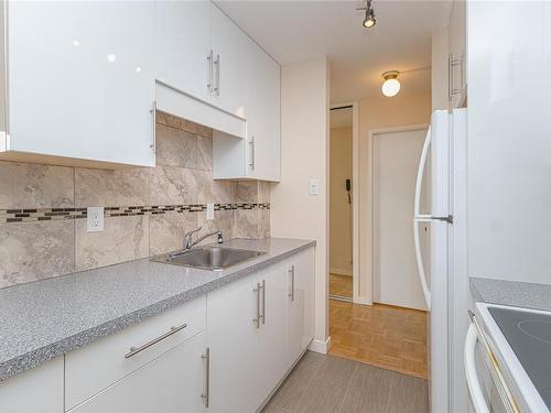 609-647 Michigan St, Victoria, BC - Indoor Photo Showing Kitchen