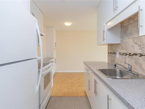 609-647 Michigan St, Victoria, BC - Indoor Photo Showing Kitchen