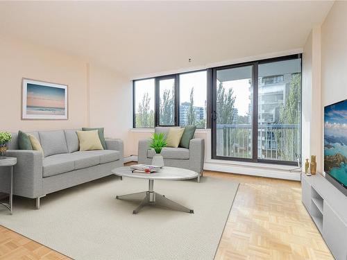 609-647 Michigan St, Victoria, BC - Indoor Photo Showing Living Room