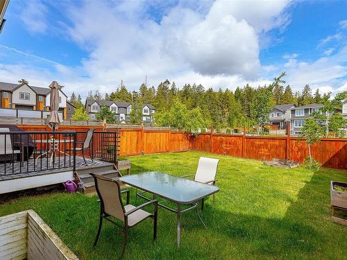 402 Bonaparte St, Colwood, BC 