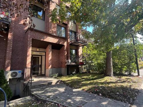 Exterior entrance - 4-555 Rue Guy, Montréal (Ville-Marie), QC - Outdoor With Balcony