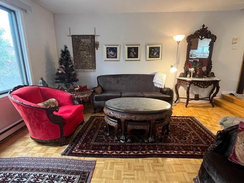 Living room - 4-555 Rue Guy, Montréal (Ville-Marie), QC - Indoor Photo Showing Living Room