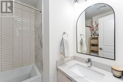 1007 - 2916 Highway 7, Vaughan, ON - Indoor Photo Showing Bathroom