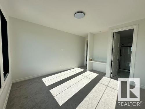 3499 Keswick Bv Sw, Edmonton, AB - Indoor Photo Showing Bedroom