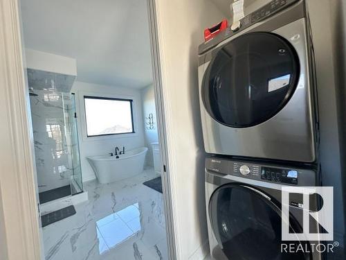 3499 Keswick Bv Sw, Edmonton, AB - Indoor Photo Showing Laundry Room