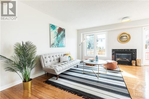 28 Drysdale Street, Ottawa, ON - Indoor Photo Showing Living Room With Fireplace