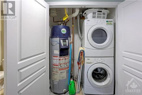 805 Beauparc Private Unit#204, Ottawa, ON - Indoor Photo Showing Laundry Room