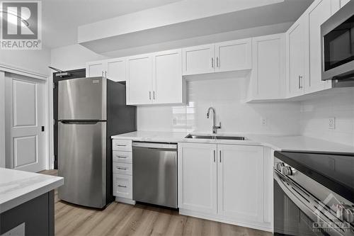 1350 Hemlock Road Unit#611, Ottawa, ON - Indoor Photo Showing Kitchen With Stainless Steel Kitchen With Double Sink