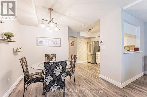 924 - 5 Everson Drive, Toronto, ON - Indoor Photo Showing Dining Room