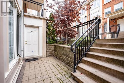 924 - 5 Everson Drive, Toronto, ON - Outdoor