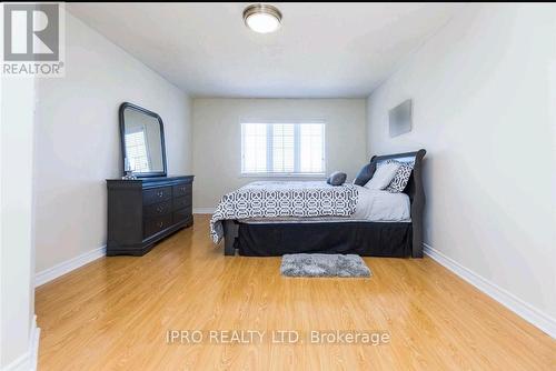 54 Heartleaf Crescent, Brampton, ON - Indoor Photo Showing Bedroom