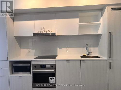 2706 - 138 Downes Street, Toronto, ON - Indoor Photo Showing Kitchen