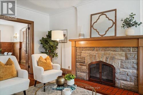 121 Albany Avenue, Toronto, ON - Indoor Photo Showing Living Room With Fireplace