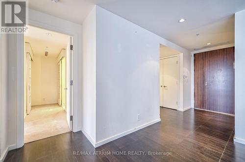 3709 - 180 University Avenue, Toronto, ON - Indoor Photo Showing Other Room