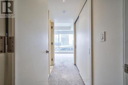 3709 - 180 University Avenue, Toronto, ON - Indoor Photo Showing Other Room