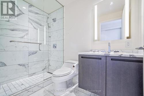 3709 - 180 University Avenue, Toronto, ON - Indoor Photo Showing Bathroom